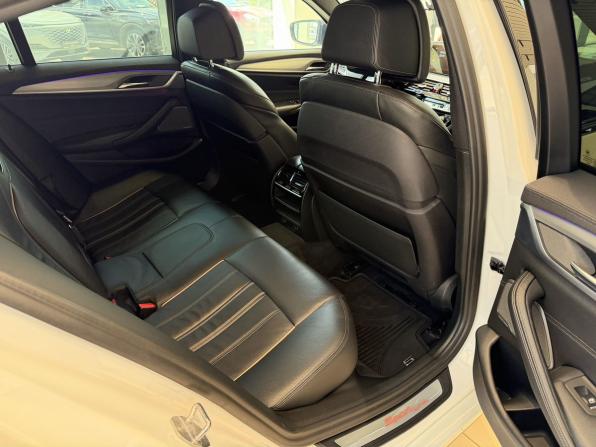 BMW 5 серии VII (G30/G31/G38) с пробегом 2018 года, цена 3 550 000 рублей, 180000 км, седан, Автокод Объявления