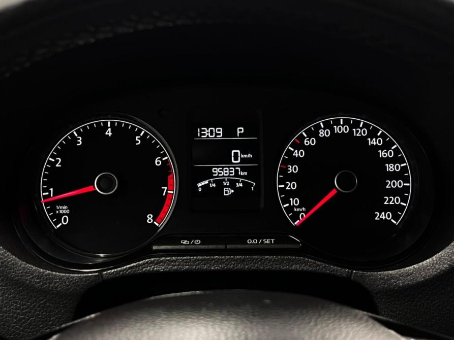 Volkswagen Polo V Рестайлинг Санкт-Петербург  - изображение 9