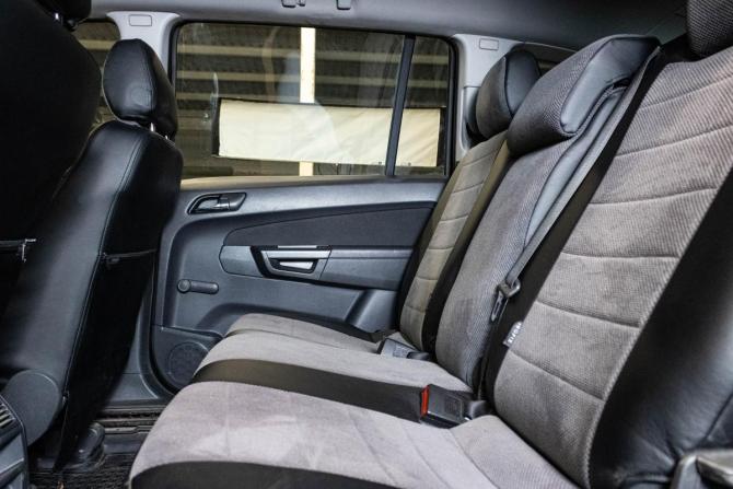 Opel Zafira B Рестайлинг с пробегом 2011 года, цена 550 000 рублей, 199021 км, минивэн, Автокод Объявления