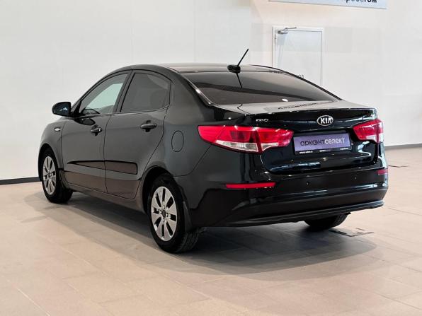 Kia Rio III Рестайлинг с пробегом 2017 года, цена 1 099 000 рублей, 128685 км, седан, Автокод Объявления