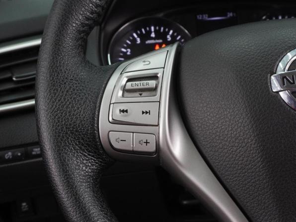 Nissan Qashqai II с пробегом 2018 года, цена 1 099 000 рублей, 234440 км, внедорожник, Автокод Объявления