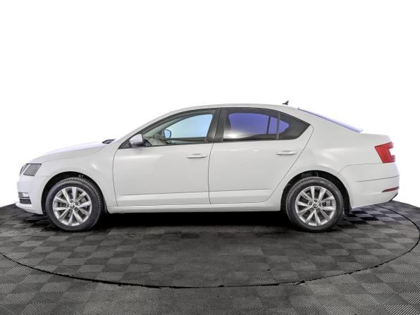 Skoda Octavia III (A7) Рестайлинг с пробегом 2019 года, цена 1 300 000 рублей, 163479 км, лифтбек, Автокод Объявления