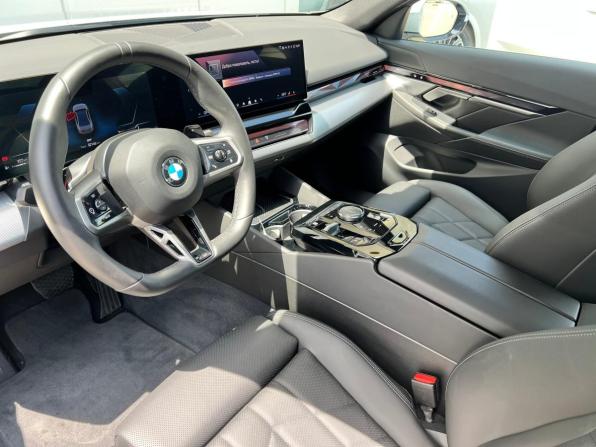 BMW 5 серии VIII (G60/G61/G68) с пробегом 2024 года, цена 7 390 000 рублей, 2200 км, седан, Автокод Объявления