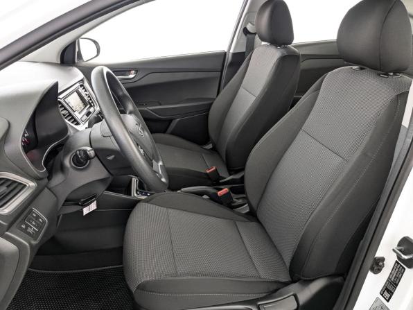 Hyundai Solaris II Рестайлинг с пробегом 2020 года, цена 1 590 000 рублей, 45905 км, седан, Автокод Объявления