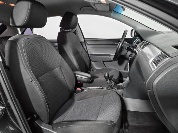 Skoda Rapid I с пробегом 2014 года, цена 565 000 рублей, 306926 км, лифтбек, Автокод Объявления
