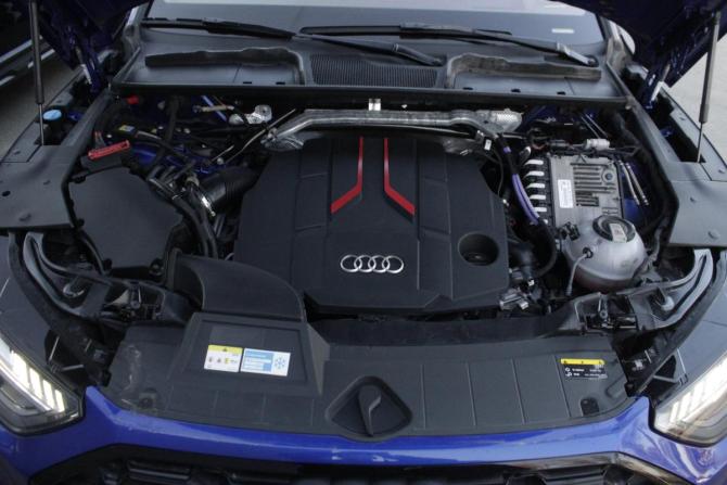 Audi SQ5 II (FY) Рестайлинг с пробегом 2021 года, цена 8 100 000 рублей, 77419 км, внедорожник, Автокод Объявления
