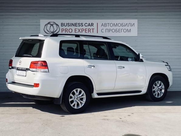 Toyota Land Cruiser 200 Series Рестайлинг 2 с пробегом 2020 года, цена 7 450 000 рублей, 153717 км, внедорожник, Автокод Объявления