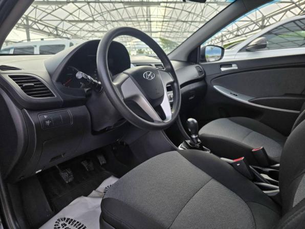 Hyundai Solaris I с пробегом 2014 года, цена 742 000 рублей, 106847 км, седан, Автокод Объявления