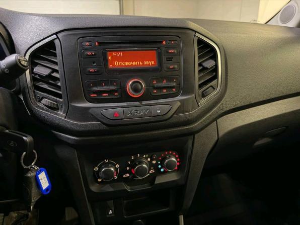 Lada (ВАЗ) XRAY I с пробегом 2017 года, цена 749 000 рублей, 71666 км, хэтчбек, Автокод Объявления