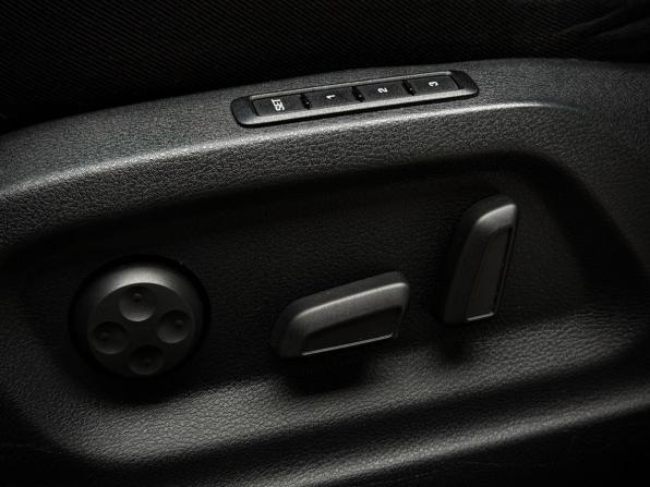 Skoda Yeti I Рестайлинг с пробегом 2014 года, цена 1 479 000 рублей, 109613 км, внедорожник, Автокод Объявления