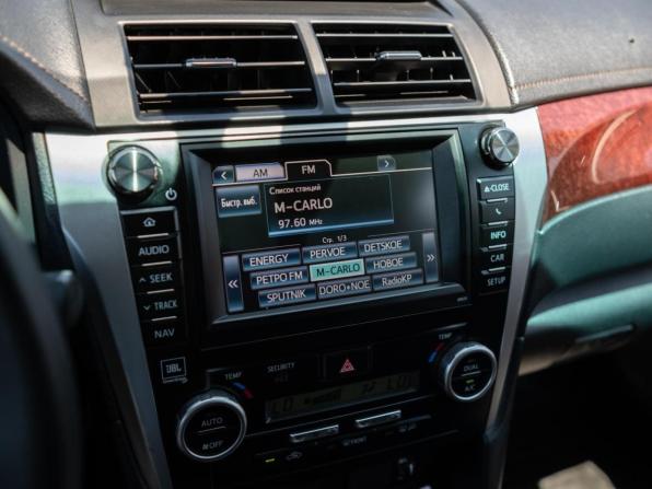Toyota Camry VII (XV50) с пробегом 2012 года, цена 1 599 000 рублей, 291342 км, седан, Автокод Объявления