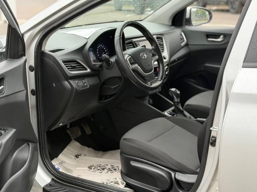 Hyundai Solaris II Тула  - изображение 12