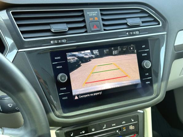 Volkswagen Tiguan II Рестайлинг с пробегом 2021 года, цена 3 690 000 рублей, 68148 км, внедорожник, Автокод Объявления