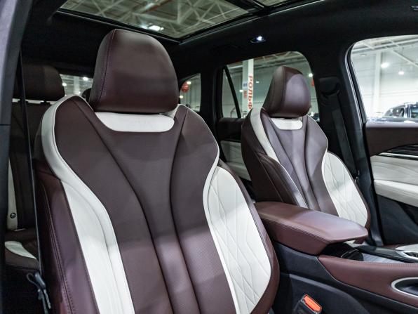 Geely Monjaro I с пробегом 2023 года, цена 3 249 585 рублей, 34445 км, внедорожник, Автокод Объявления