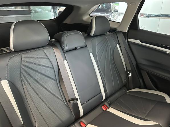 Geely Atlas II с пробегом 2024 года, цена 2 977 000 рублей, 39793 км, внедорожник, Автокод Объявления