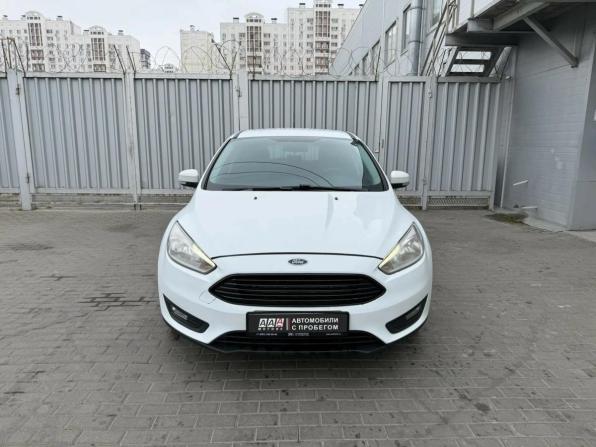 Ford Focus III Рестайлинг с пробегом 2018 года, цена 925 000 рублей, 176500 км, хэтчбек, Автокод Объявления