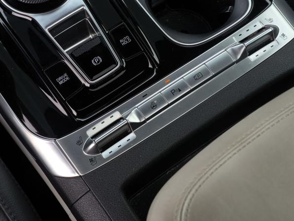 Kia Carnival IV с пробегом 2021 года, цена 4 700 000 рублей, 89368 км, минивэн, Автокод Объявления