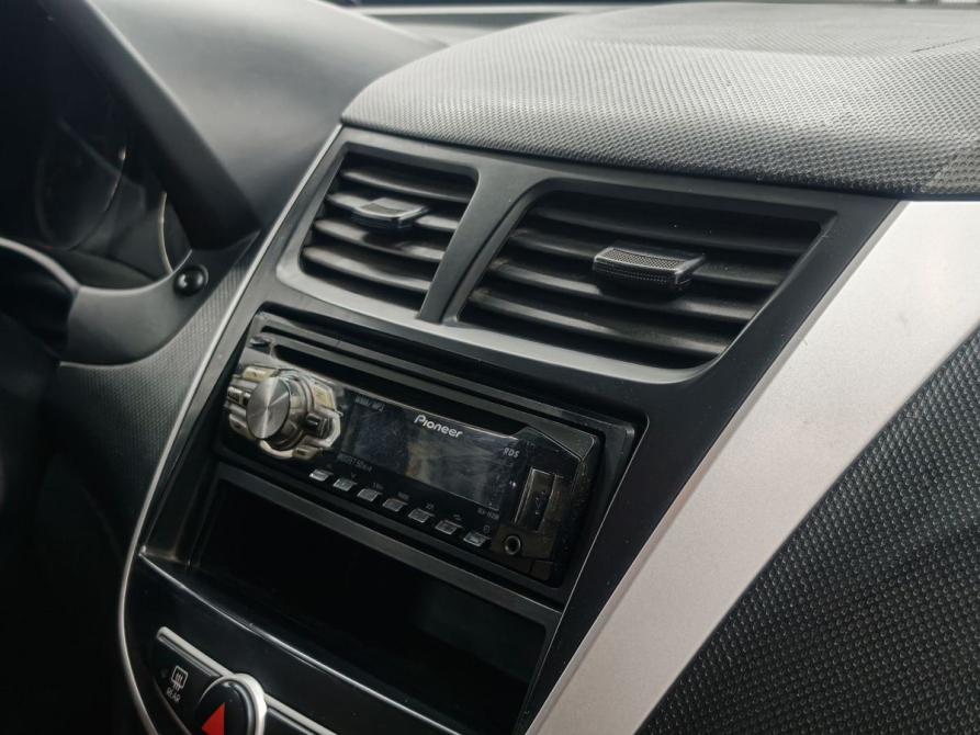 Hyundai Solaris I Ростов-на-Дону  - изображение 15