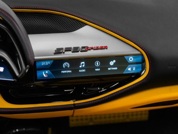 Ferrari SF90 I с пробегом 2025 года, цена 63 300 000 рублей, 63 км, кабриолет, Автокод Объявления