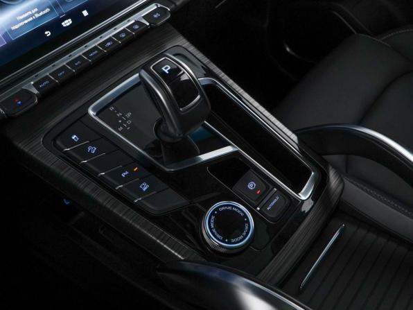 Geely Atlas Pro с пробегом 2023 года, цена 2 177 055 рублей, 38243 км, внедорожник, Автокод Объявления