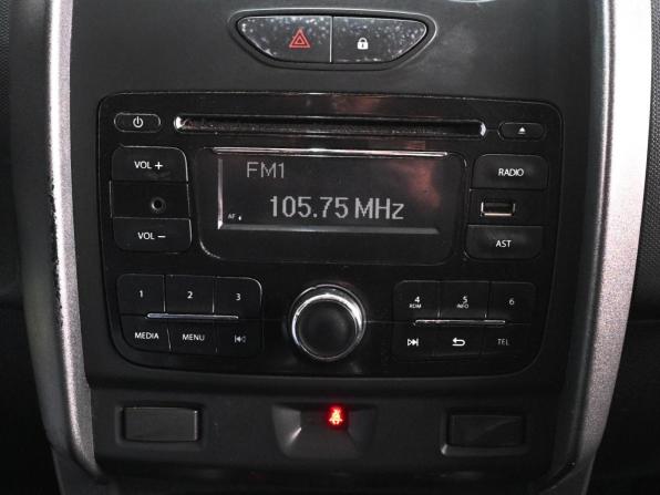Renault Duster I Рестайлинг с пробегом 2015 года, цена 1 099 000 рублей, 265918 км, внедорожник, Автокод Объявления