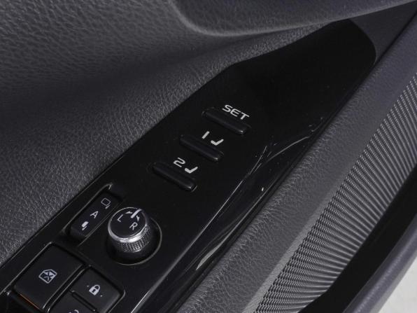 Toyota Camry VIII (XV70) с пробегом 2019 года, цена 2 950 000 рублей, 167243 км, седан, Автокод Объявления
