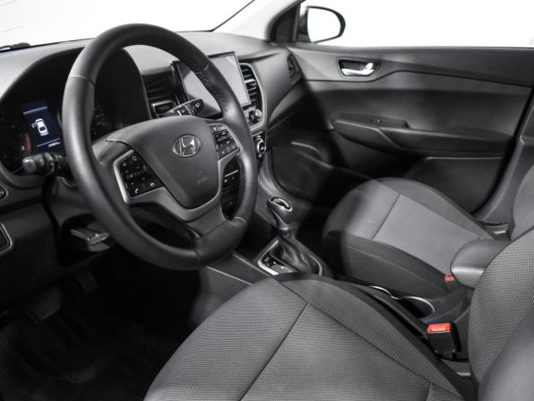 Hyundai Solaris II Рестайлинг с пробегом 2021 года, цена 1 090 000 рублей, 249857 км, седан, Автокод Объявления