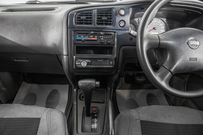 Nissan Expert с пробегом 2002 года, цена 349 000 рублей, 329000 км, универсал, Автокод Объявления