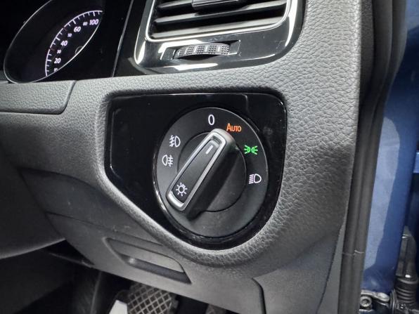 Volkswagen Golf VII с пробегом 2015 года, цена 1 500 000 рублей, 104279 км, универсал, Автокод Объявления