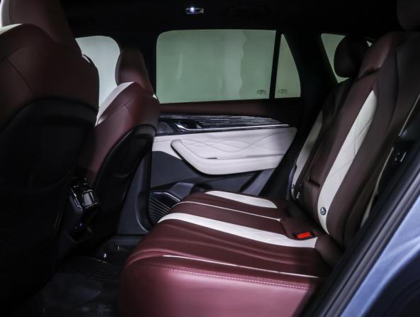 Geely Monjaro I с пробегом 2023 года, цена 3 396 000 рублей, 5912 км, внедорожник, Автокод Объявления