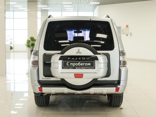 Mitsubishi Pajero IV Рестайлинг 1 с пробегом 2011 года, цена 1 766 000 рублей, 193897 км, внедорожник, Автокод Объявления