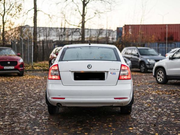 Skoda Octavia II (A5) Рестайлинг с пробегом 2011 года, цена 530 000 рублей, 217361 км, универсал, Автокод Объявления