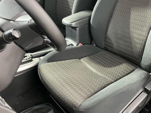 Toyota Corolla X (E140 E150) Рестайлинг с пробегом 2012 года, цена 992 000 рублей, 209505 км, седан, Автокод Объявления