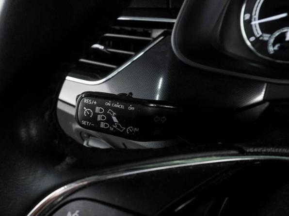 Skoda Rapid II с пробегом 2021 года, цена 2 140 000 рублей, 38974 км, лифтбек, Автокод Объявления