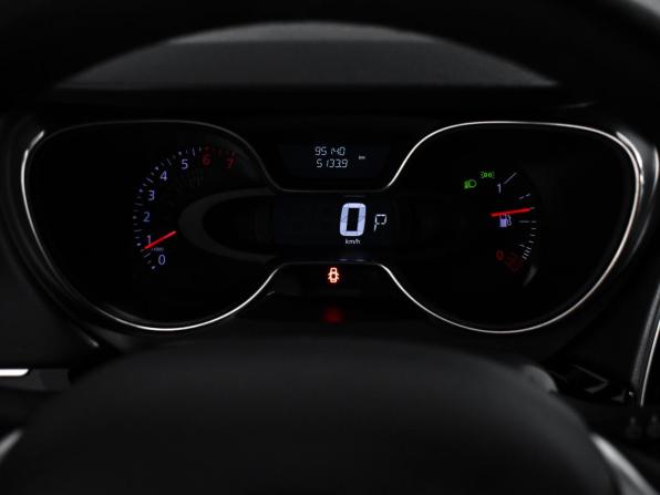 Renault Kaptur I Рестайлинг с пробегом 2021 года, цена 1 590 000 рублей, 95139 км, внедорожник, Автокод Объявления