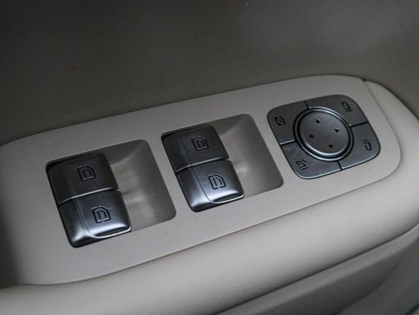 Li Auto (Lixiang) L7 I Рестайлинг с пробегом 2024 года, цена 6 900 000 рублей, 47566 км, внедорожник, Автокод Объявления