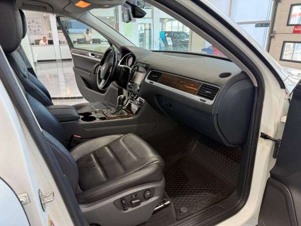 Volkswagen Touareg II с пробегом 2013 года, цена 2 235 200 рублей, 151403 км, внедорожник, Автокод Объявления