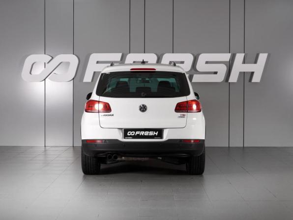 Volkswagen Tiguan I Рестайлинг с пробегом 2015 года, цена 1 599 000 рублей, 83411 км, внедорожник, Автокод Объявления