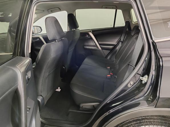 Toyota RAV4 IV (XA40) Рестайлинг с пробегом 2018 года, цена 2 299 000 рублей, 93218 км, внедорожник, Автокод Объявления