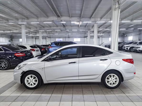 Hyundai Solaris I с пробегом 2013 года, цена 690 000 рублей, 222834 км, седан, Автокод Объявления