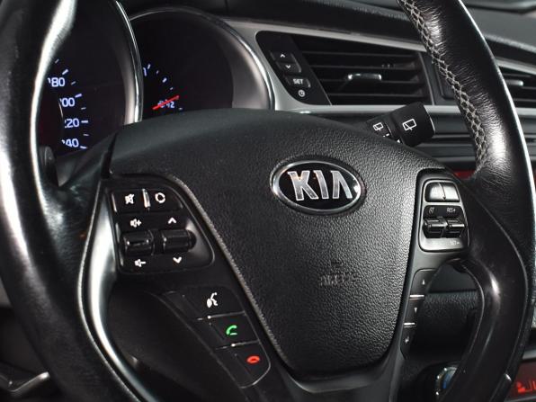 Kia Ceed II Рестайлинг с пробегом 2016 года, цена 1 364 997 рублей, 141402 км, хэтчбек, Автокод Объявления