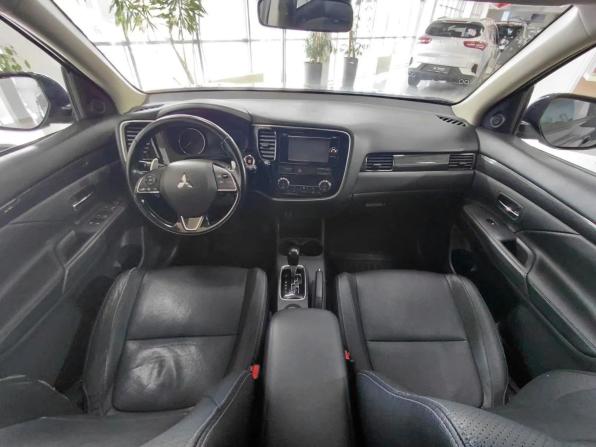Mitsubishi Outlander III Рестайлинг 2 с пробегом 2016 года, цена 1 690 000 рублей, 294631 км, внедорожник, Автокод Объявления