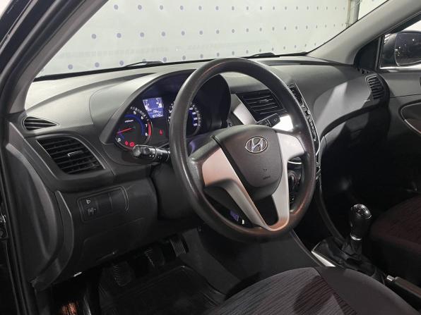 Hyundai Solaris I Рестайлинг с пробегом 2015 года, цена 955 000 рублей, 187740 км, седан, Автокод Объявления