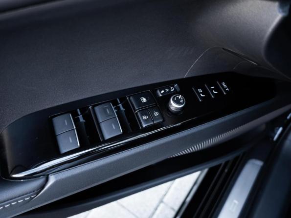 Toyota Camry IX (XV80) China Market с пробегом 2025 года, цена 4 200 000 рублей, 6090 км, седан, Автокод Объявления