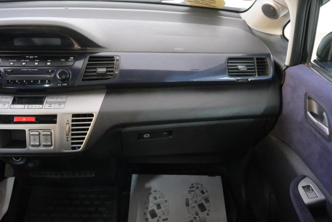 Honda FR-V с пробегом 2007 года, цена 1 479 000 рублей, 259000 км, компактвэн, Автокод Объявления