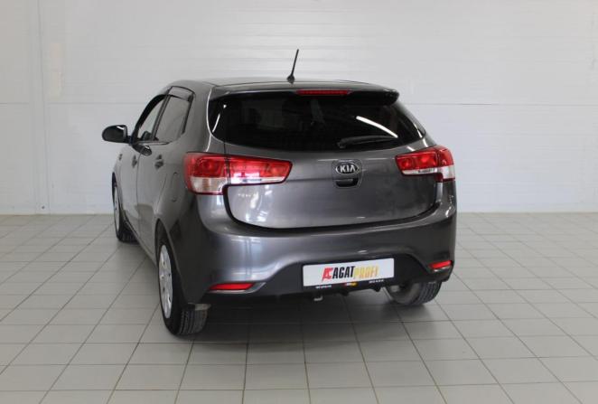 Kia Rio III Рестайлинг с пробегом 2015 года, цена 1 050 000 рублей, 72656 км, хэтчбек, Автокод Объявления