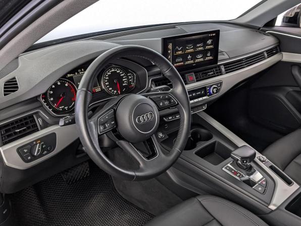 Audi A4 V (B9) Рестайлинг с пробегом 2022 года, цена 4 115 500 рублей, 23700 км, седан, Автокод Объявления