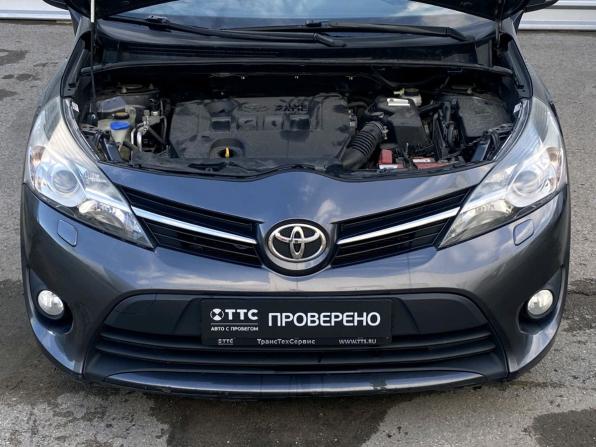Toyota Verso I Рестайлинг с пробегом 2013 года, цена 1 419 000 рублей, 148021 км, компактвэн, Автокод Объявления