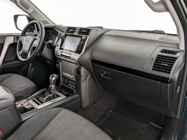Toyota Land Cruiser Prado 150 Series Рестайлинг 2 с пробегом 2018 года, цена 4 605 000 рублей, 135589 км, внедорожник, Автокод Объявления