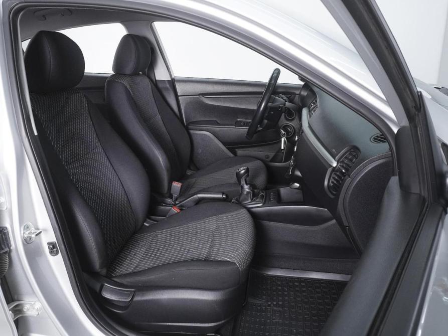 Kia Rio IV Ростов-на-Дону  - изображение 8